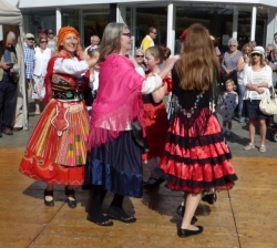 dancing Erva Cidera at the Southdowns Folk Festival